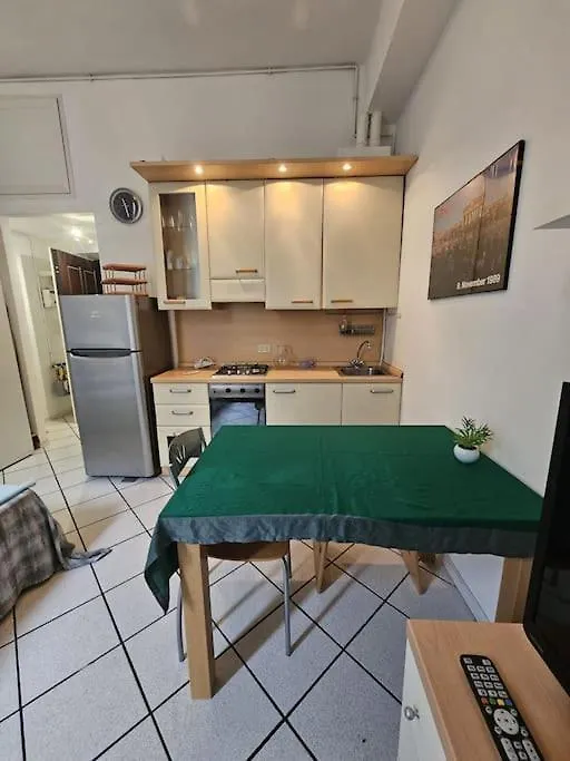 Porta Romana District Studio Milánó